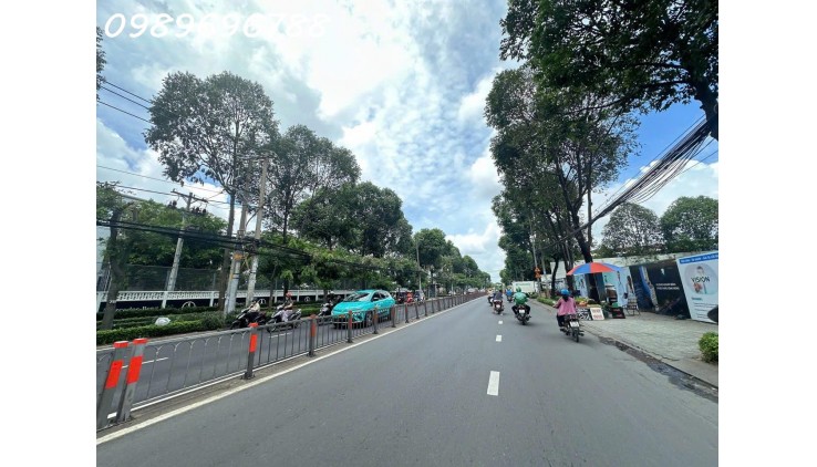 Nhà XẤU mua được  tặng VỊ TRÍ KD đỉnh ngang 11m 150m2 Quang Trung đường 30m gần Ủy ban 16 tỷ